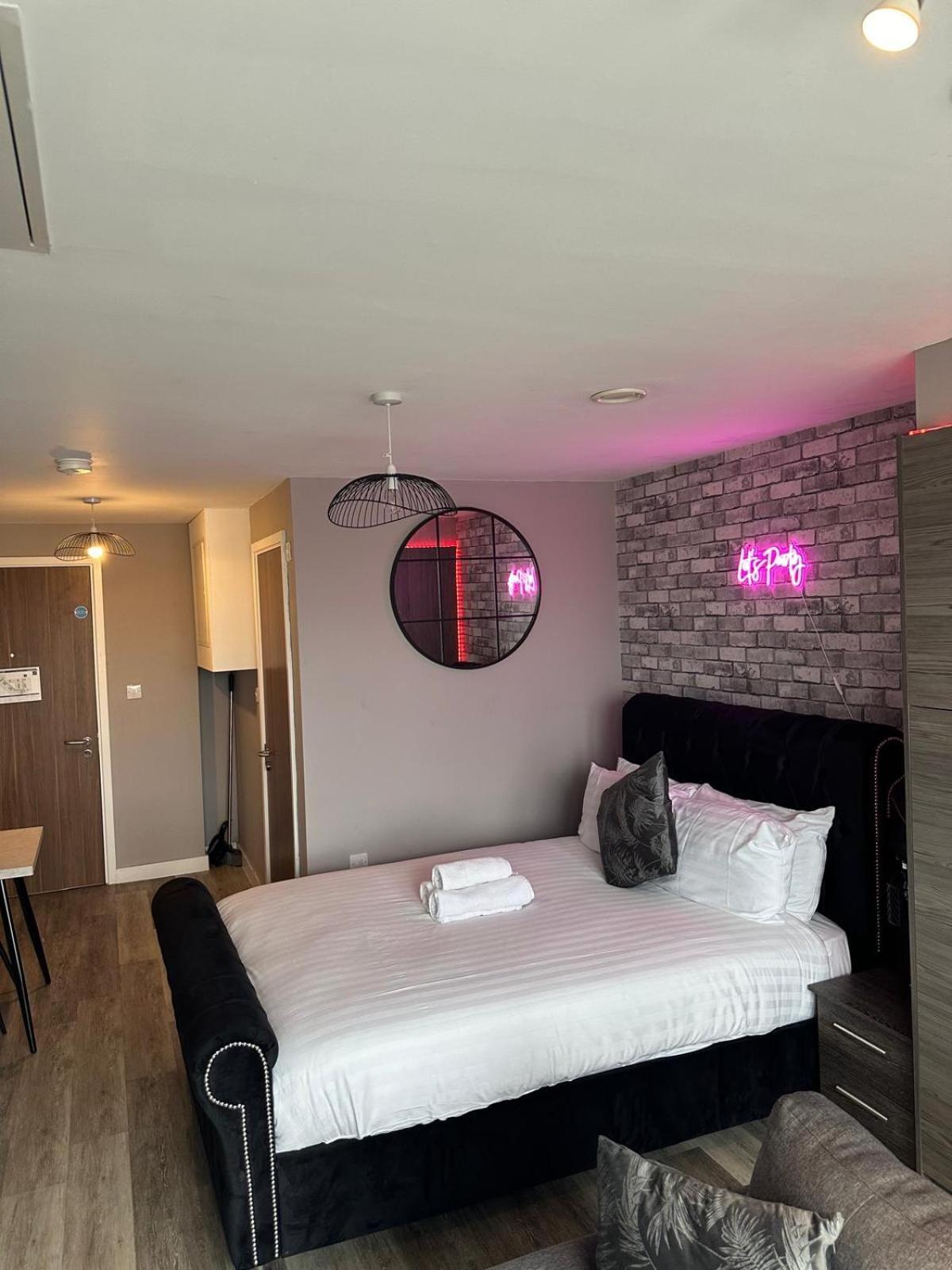 Stunning City View Studio Apartment Liverpool Ngoại thất bức ảnh